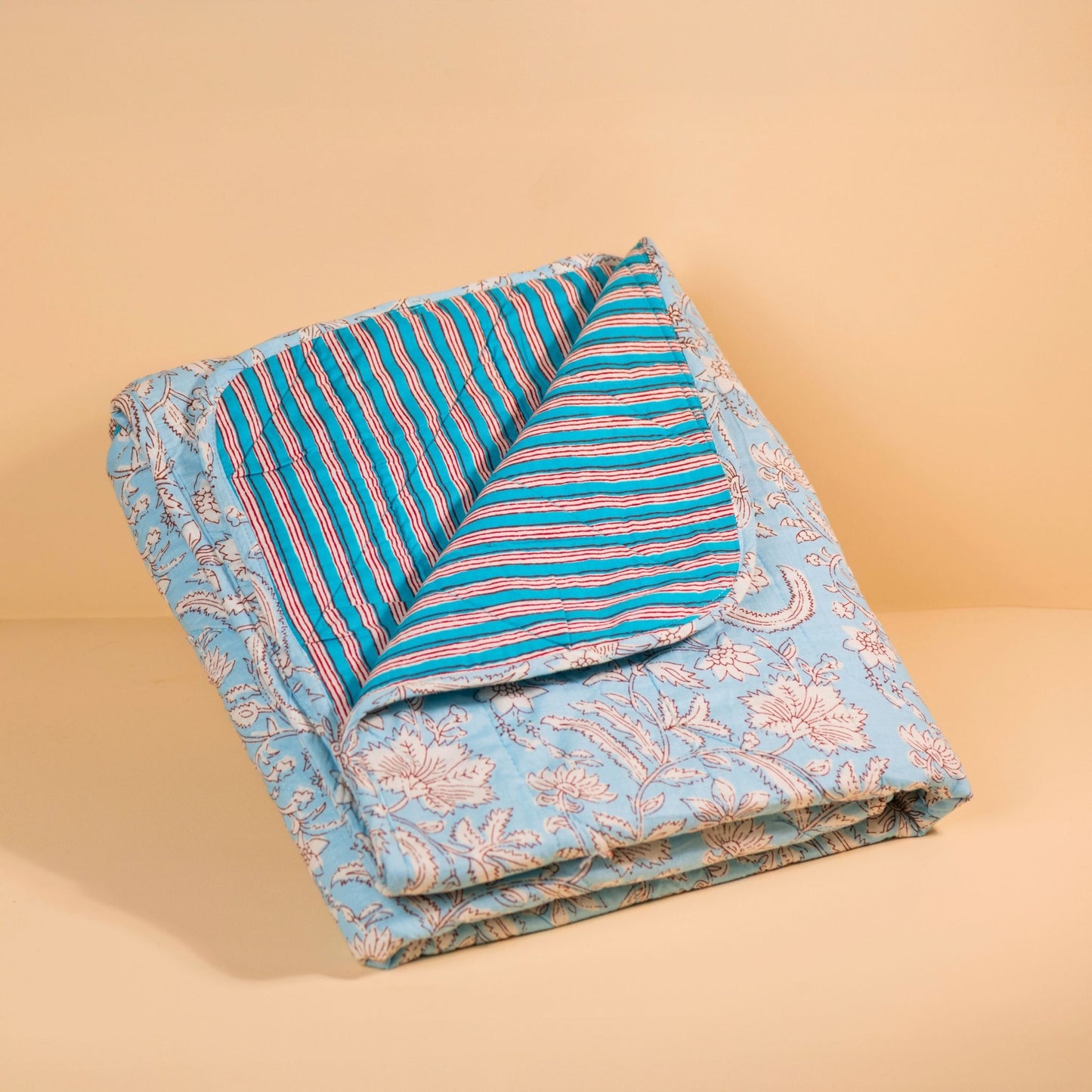 Tapis d'éveil ou tapis de sol Nur