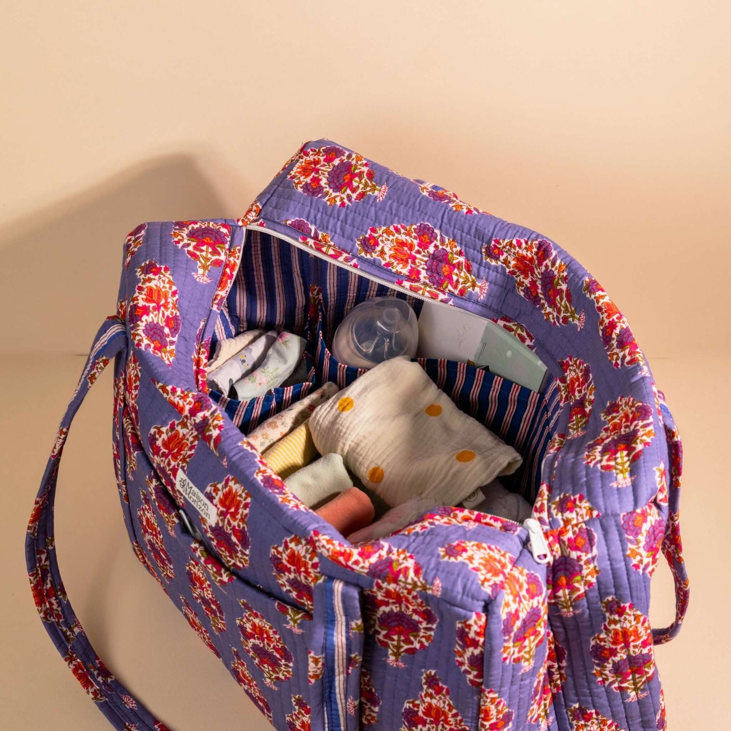 Sac Week-end ou à langer Lola.LOLAV2003.Couleur: Corail Floral
