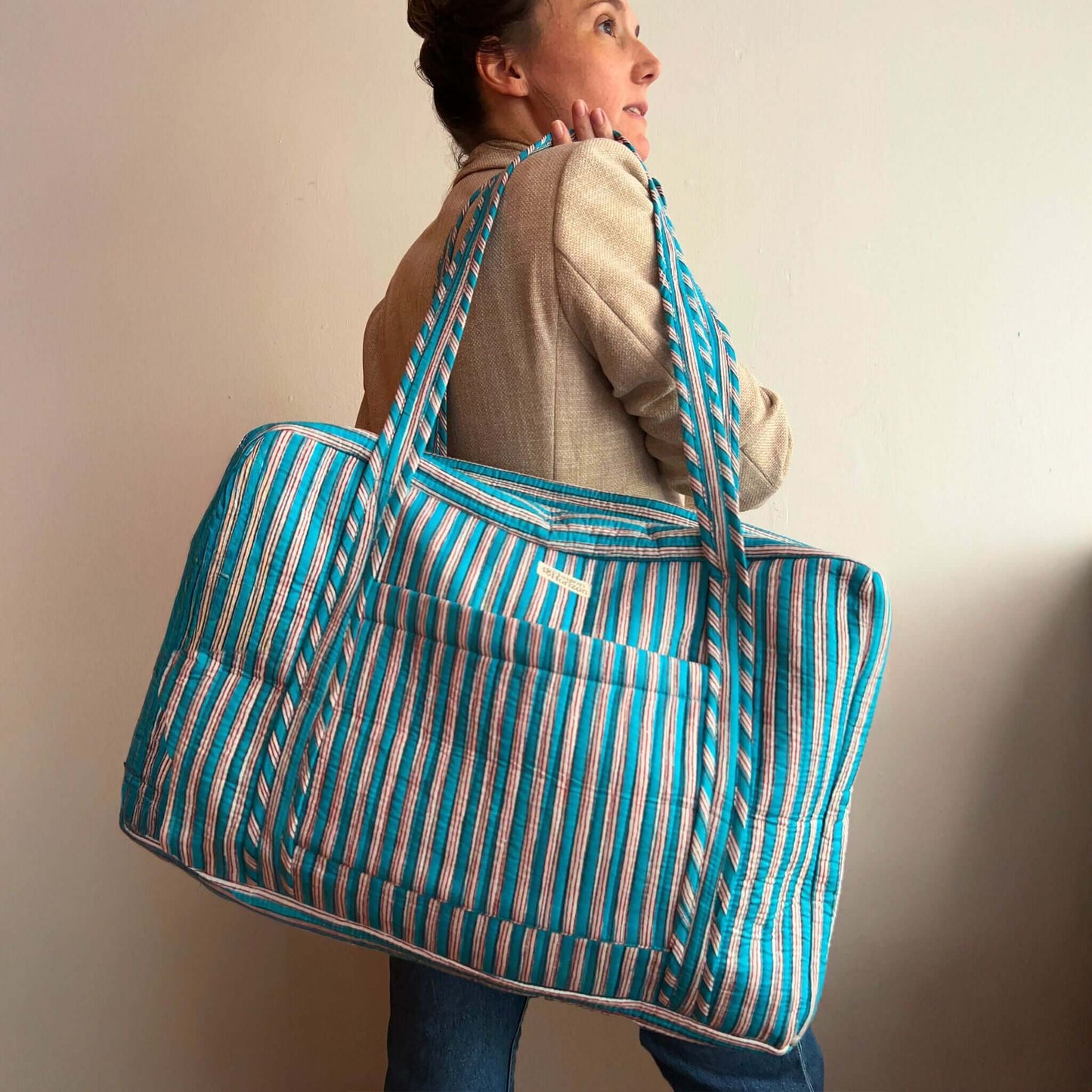 Sac Week-end ou à langer Lola.LOLAV2003.Couleur: Corail Floral