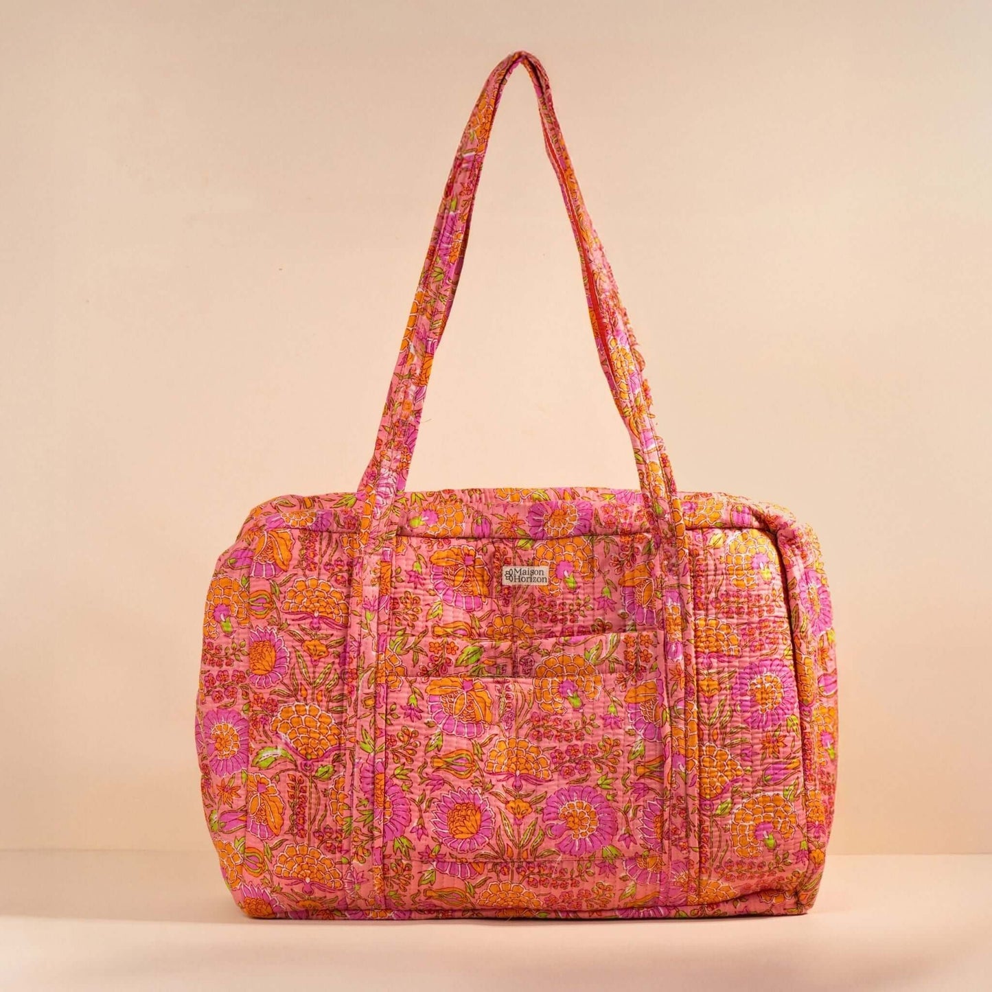 Sac Week-end ou à langer Lola.LOLAV2005.Couleur: Rose/Oranger