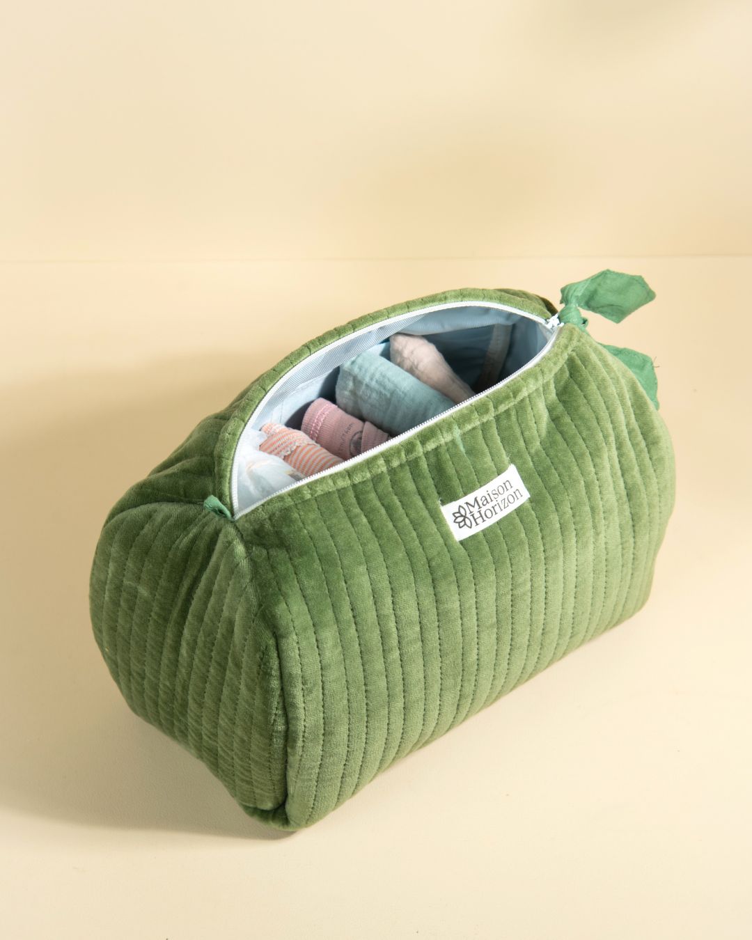 Trousse de toilette Banita velours kaki eucalyptus