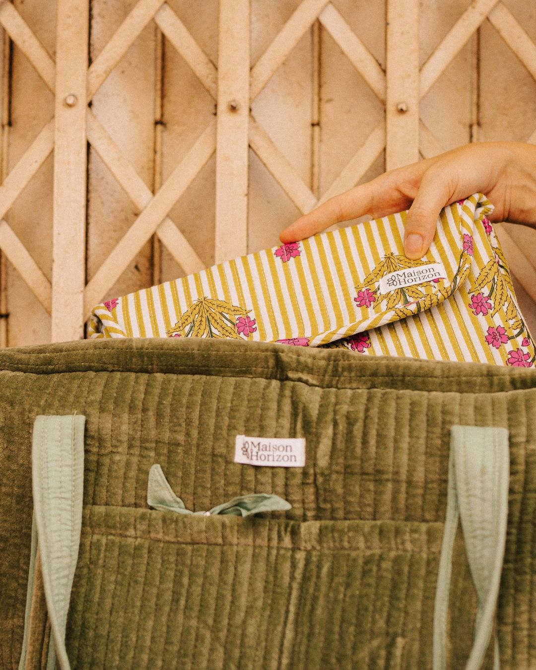 Sac Week-end Lola - Velours kaki eucalyptus