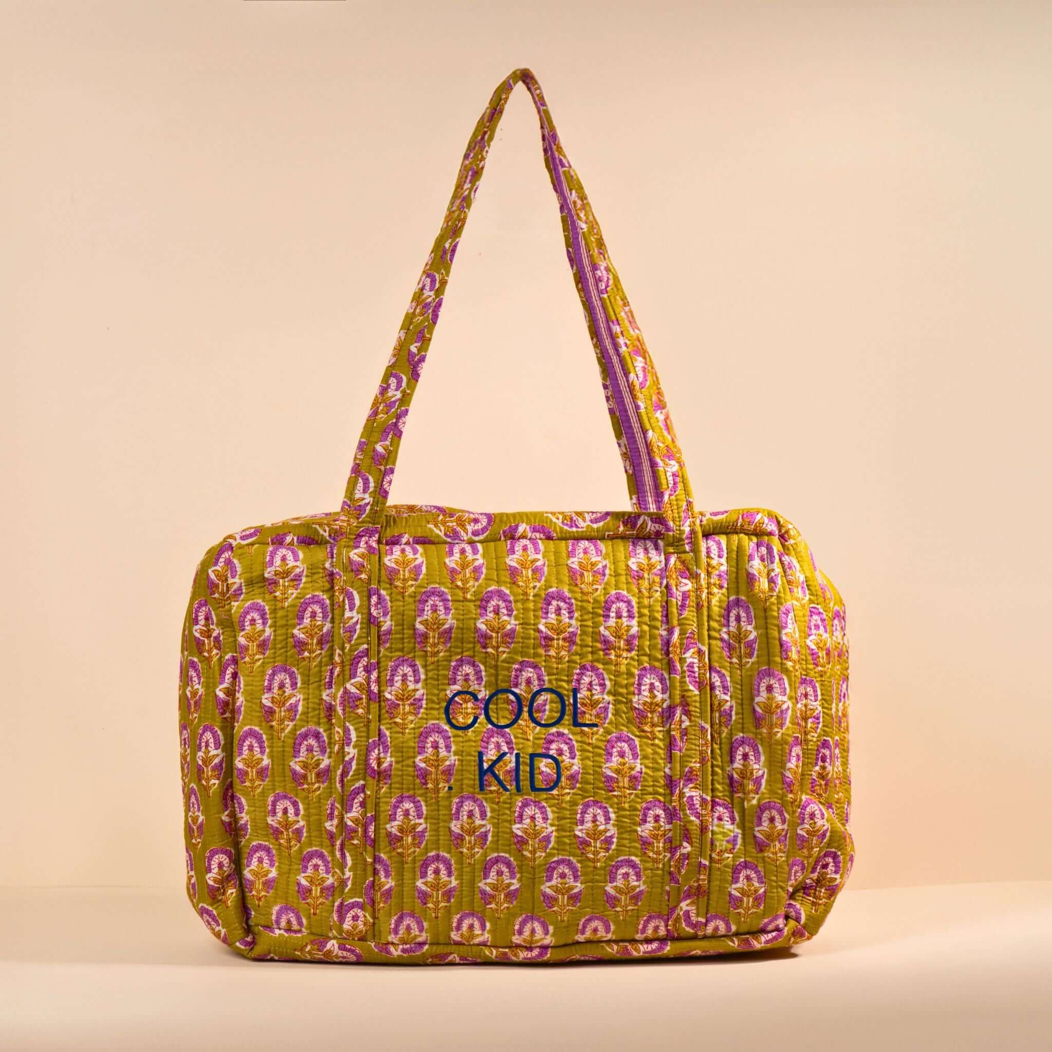 Sac Week-end ou à langer Lola.LOLAV2003.Couleur: Corail Floral