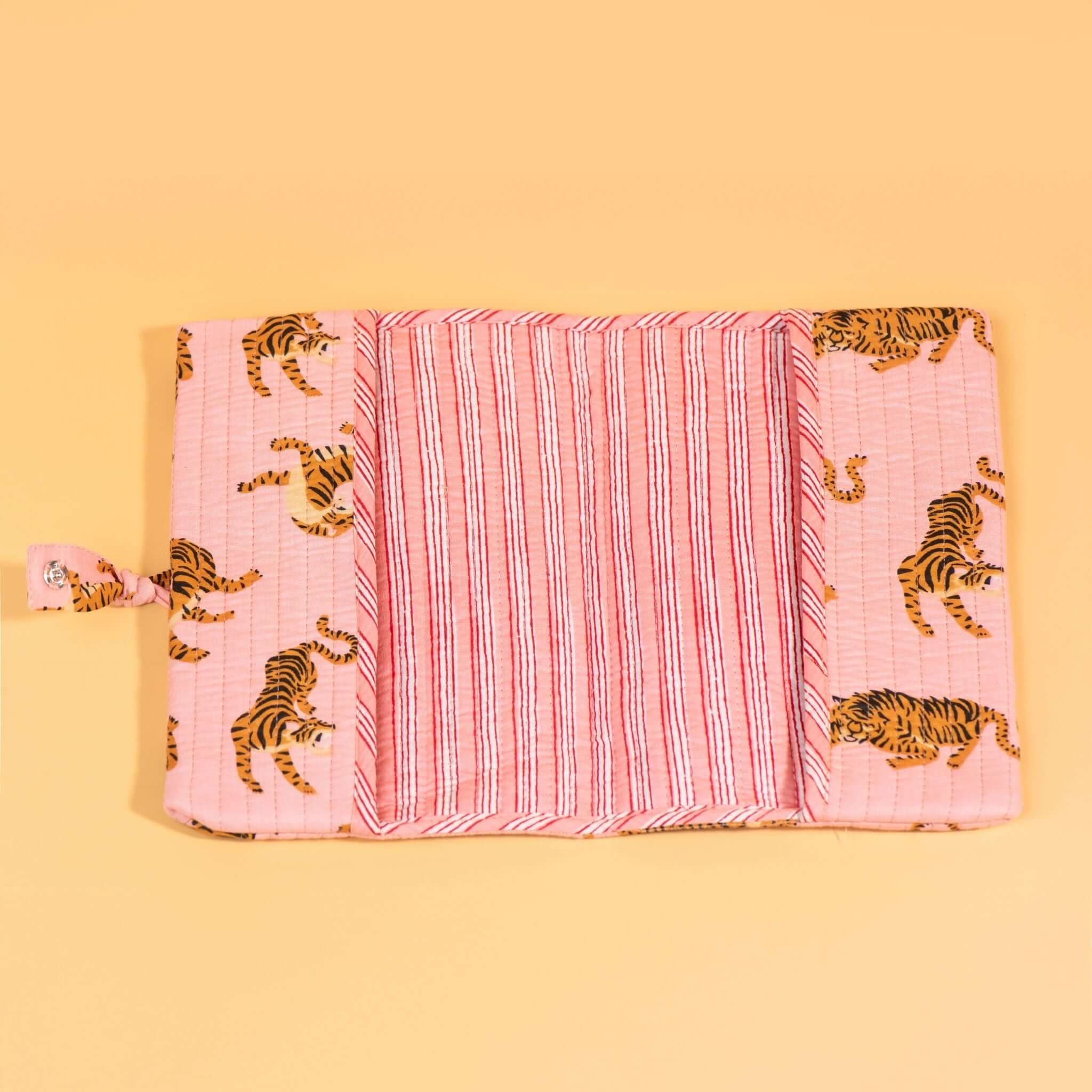Couverture de carnet Noi.COUV054.Couleur: Rayé rose mocha