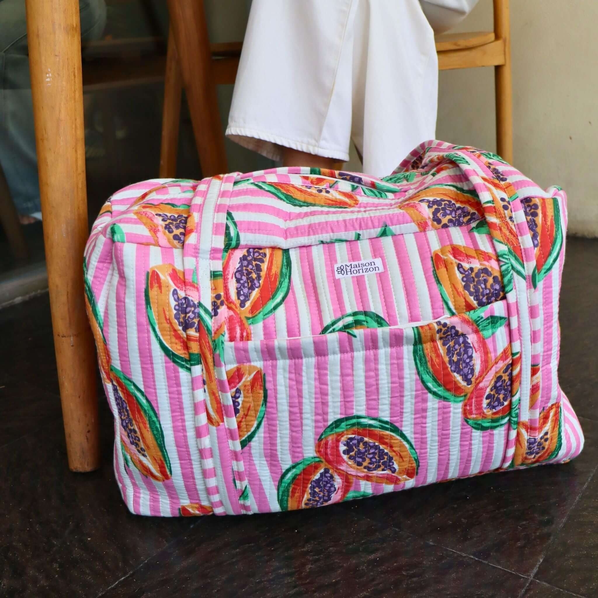 Sac Week-end ou à langer Lola.LOLAV2003.Couleur: Corail Floral