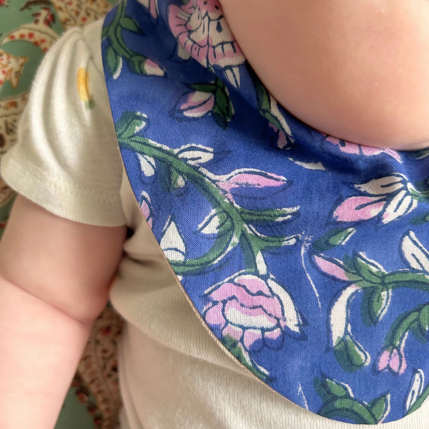 Bavoir bandana bébé Bali