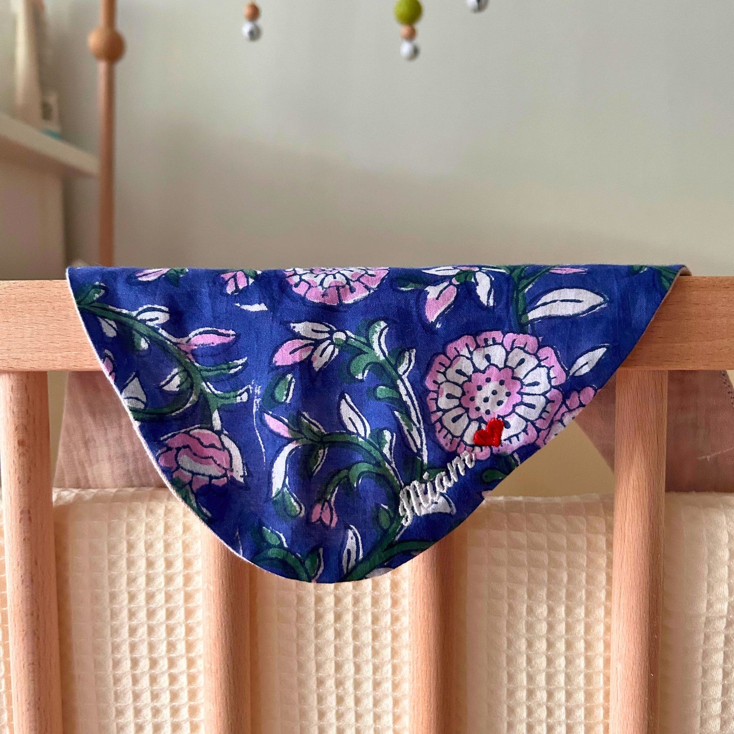 Bavoir bandana bébé Bali