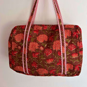 Sac Week-end ou à langer Lola.LOLAV2003.Couleur: Corail Floral