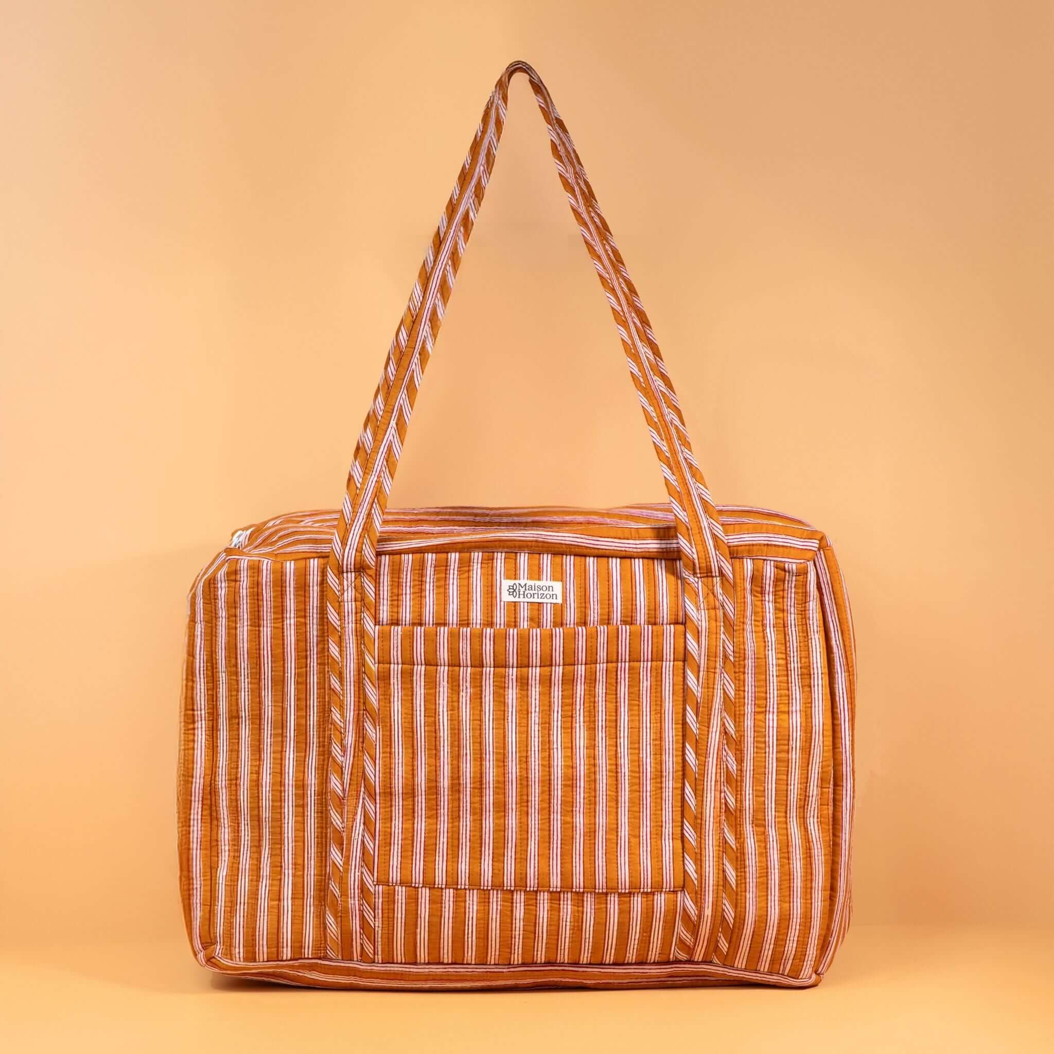 Sac Week-end ou à langer Lola.LOLAV2003.Couleur: Corail Floral
