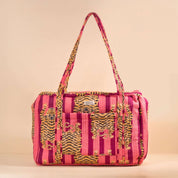 Sac Week-end ou à langer Lola.LOLAV2007.Couleur: Tiger pink