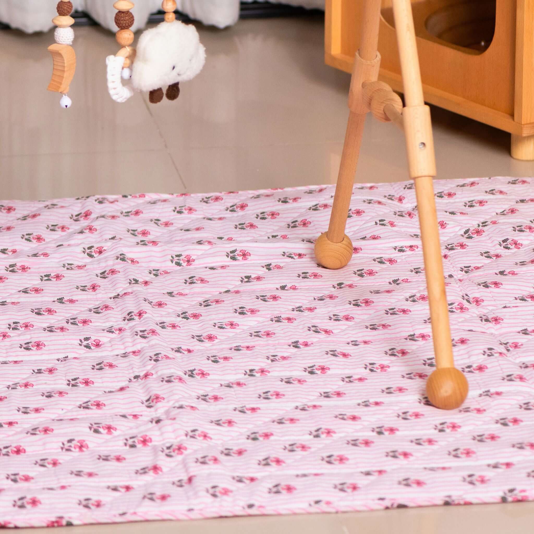 Tapis d'éveil ou tapis de sol Nur.TAPIS005.Couleur: Jungle Ciel